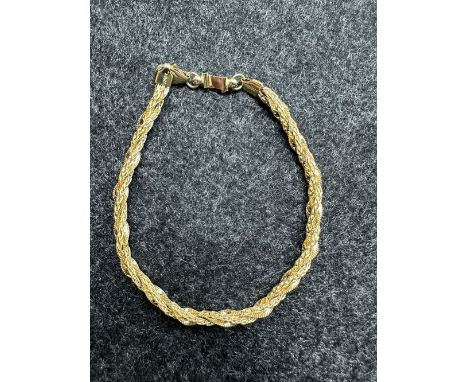 A 9ct yellow gold facny twist bracelet, 7.5 inches in length, approx weight 6.8 grams