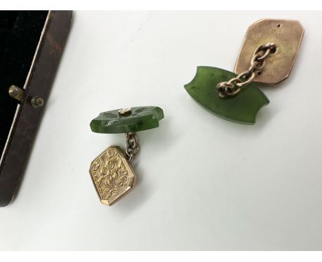A vintage 9ct gold set of cufflinks, in original box, approx weight 6.3 grams