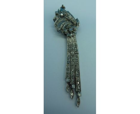 A diamond pendant, weight 10.8g