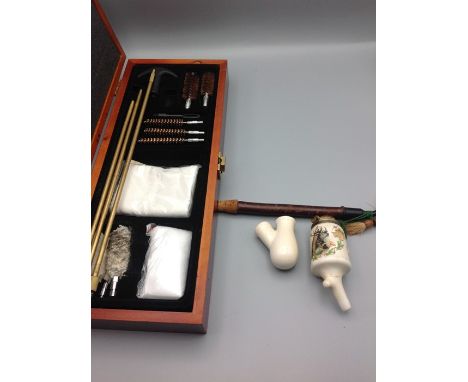Pipe cleaning box set plus ceramic pipes and wood pipe