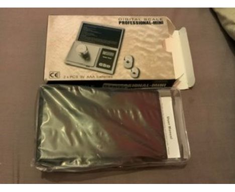 Digital professional mini scales new in box. 1000g x 0.1g