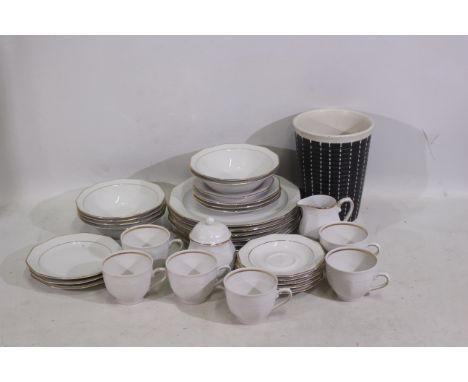 Denby Stoneware, Winterling - A white Winterling Bavaria German tea/dinner set with gilt edges. 33 x pieces. A black and whit