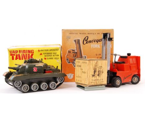 An original vintage Victory Industries made battery operated model toy ' Conveyancer Fork Truck ' fork lift truck model. Appe