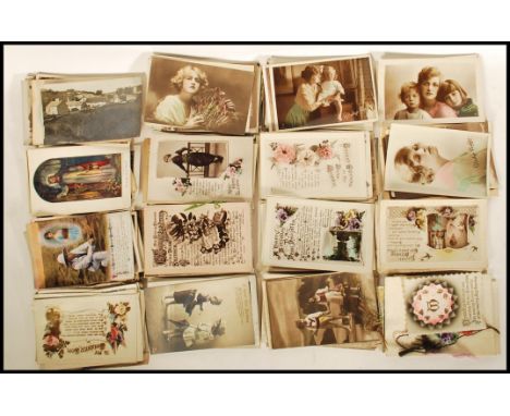 Postcards - a good single-recipient collection of early 20th century postcards. To include; greetings cards, artist type, som