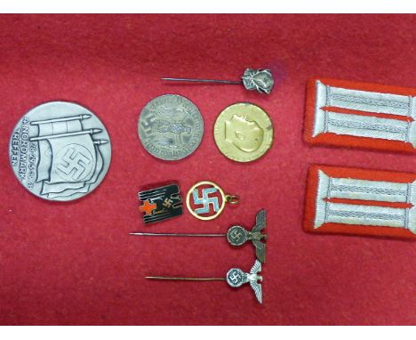 THIRD REICH DRK ENAMEL PIN BADGE, HUNTING ASSOCIATION PIN AND TWO FURTHER AWARD PINS, TWO COLLAR TABS AND FOUR FURTHER COMMEM