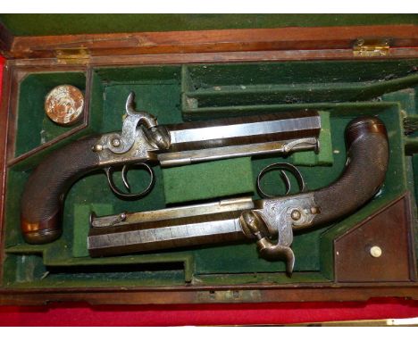 A CASED PAIR OF PERCUSSION BELT PISTOLS BY RICHARDSON OF EDINBURGH, SIGHTED OCTAGONAL DAMASCUS BARRELS ENGRAVED WITH THE MANU