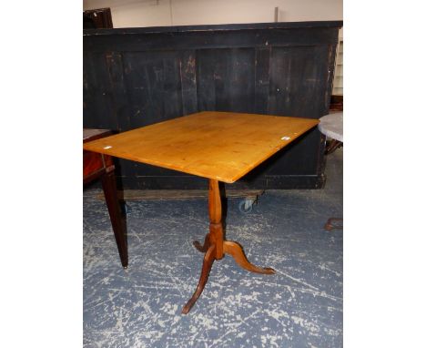 A SATINWOOD RECTANGULAR TOPPED TRIPOD TABLE.   78.5 x 65 x H.73cms.