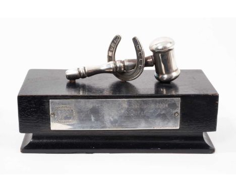 Racing trophy in the form of a gavel and horseshoe, white metal, mounted on an ebonised plinth with applied silver plaque 'Ma