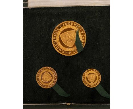 QUEEN ELIZABETH II, THE FIRST COINAGE OF THE ISLE OF MAN 1965, £5, SOVEREIGN AND HALF SOVEREIGN three coin set in twenty two 