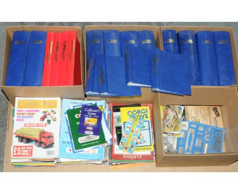 Quantity of Model Collector &amp; Corgi Collector Magazines in Binders, with related Magazines, Brochures &amp; Ephemera. &nb