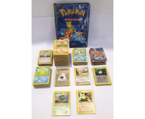 Wizards of the Coast, a Mixed Group of Pok&eacute;mon Trading Cards. Includes Base Set, Jungle, Fossil with others. Although 