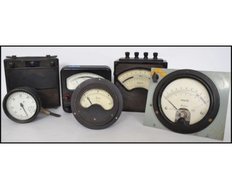 A good group of 6 vintage retro industrial volt meters and dials of Bakelite construction with gauges to front.