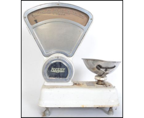 A good set of vintage Avery Industrial grocers scales in white enamel with large triangular dial complete with dish / bowl