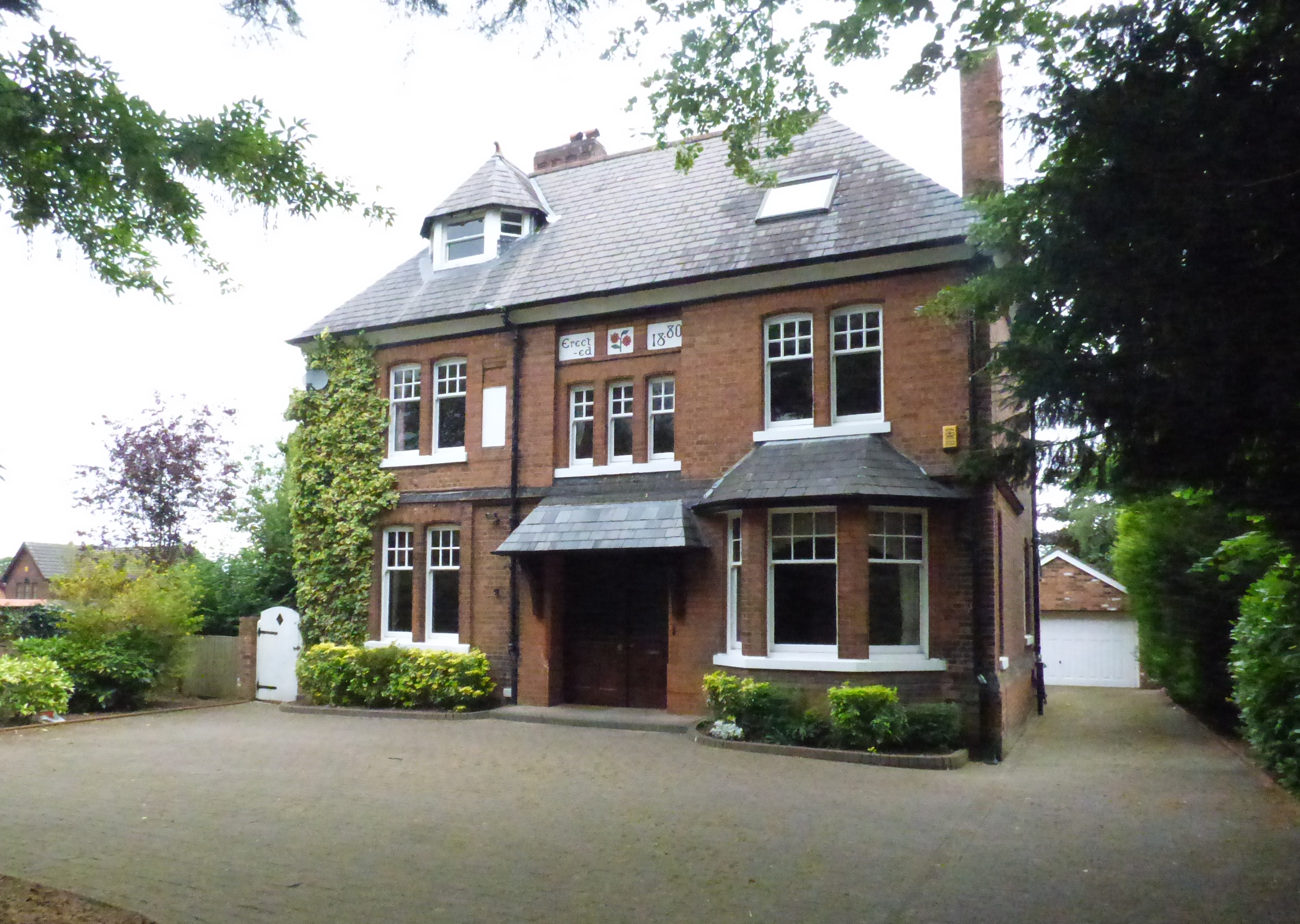 16 Beach Road, Hartford, Northwich, Cheshire, CW8 4BB Large Victorian