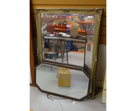 MODERN GILT FRAMED BEVELLED WALL MIRROR / VINTAGE ARCH TOP WALL MIRROR &amp; TWO OTHERS (4)