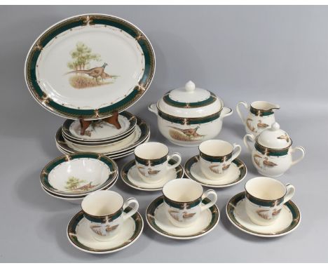 A Keltcraft "Wicklow Green" Pattern Service Designed by Noritake to comprise Mugs Tureens, Platter, Small and Large Plates Et