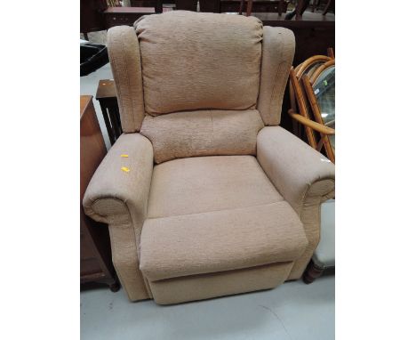 A manual recliner chair