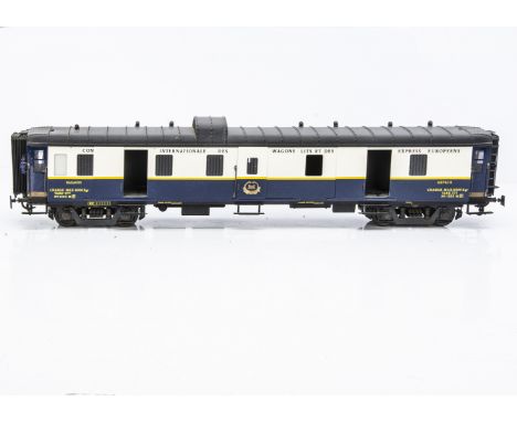 A Finescale Gauge 1 CIWL (Wagons-Lits) Baggage Van by J&amp;M Models,  in lithographed CIWL blue/ivory livery with black roof