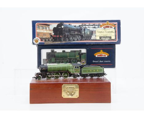 Bachmann Steam Locomotives and Tenders, three examples - wooden cased limited edition LNER Green Arrow 4771 with certificate 