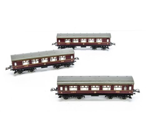A rake of three boxed Hornby 0 Gauge No 2 Corridor LMS Coaches, all 1st/3rd coach no 3888 in lithographed crimson livery, com