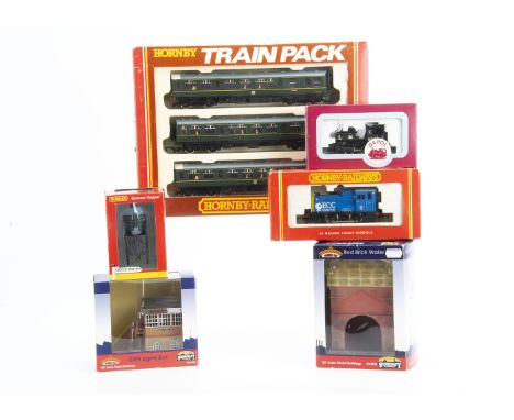 OO Gauge Hornby and Dapol Locomotives and Hornby and Bachmann Trackside Models, a boxed group comprises Hornby Margate R369 B
