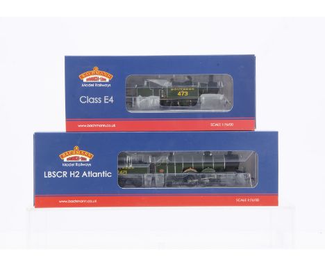 Bachmann OO Gauge Steam Locomotives, two boxed SR examples locomotive with tender 31-920 H2 Class 2412 South Foreland in Maun