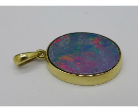 A 14ct gold and doublet opal pendant, weight 3g