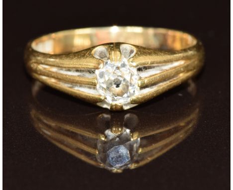 An 18ct gold ring set with an old cut diamond of approximately 0.8ct, 4g, size R