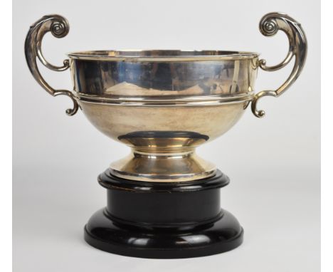 Walker &amp; Hall George V hallmarked silver twin handled trophy cup or bowl, on ebonised base, Sheffield 1918, width 37cm, h