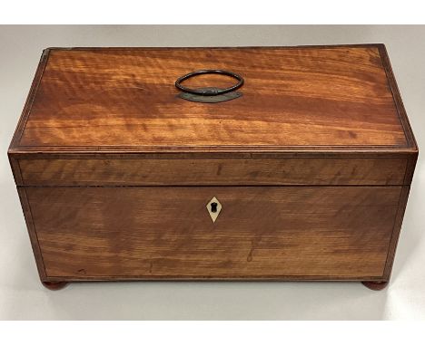A good Antique satinwood tea caddy. Est. £20 - £30.