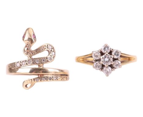A diamond flowerhead cluster ring in 18ct gold, with an estimated total weight of 0.60ct, claw-set between bifurcated shoulde
