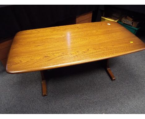 An Ercol rectangular coffee table 51 cm (h) x 130 cm (w) x  69 cm (d) 