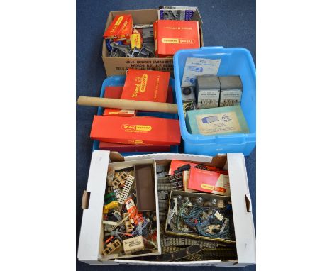 A LARGE COLLECTION OF OO GAUGE TRACK, ACCESSORIES AND CONTROLLERS ETC, to include boxed Hornby Railways Turntable, No.R.410, 