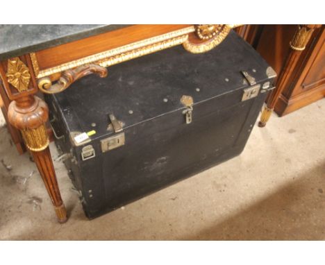 A Brooks vintage car trunk