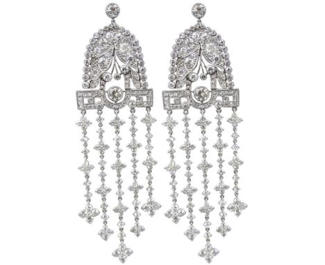 Stunning Pair of Art Deco Approx. 21.50 Carat Old European and Rose Cut Diamond and Platinum Chandelier Earrings. Diamonds F-