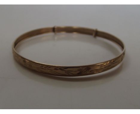 9ct gold bangle 3.8 grams