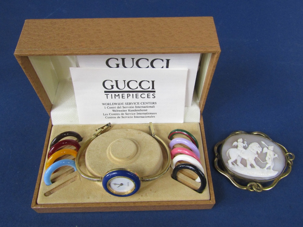 gucci watch bangle type