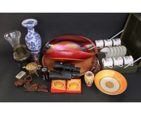 A good mixed lot of ceramics and glass to include a cased Royal Worcester tea service comprising six cups and saucers, each d