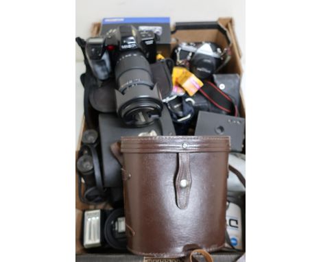 Large box of cameras, binoculars etc including Minolta 7000I with Tamron 28-200mm, a Pentax ME with 50mm, Kodak Starmite, a P