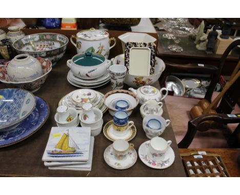 A Royal Worcester tureen and cover, a Denby tureen, various porcelain teaware, tiles etc.