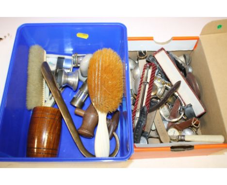 TWO TRAYS OF COLLECTABLES TO INCLUDE A MINIATURE LAMP, POCKET KNIVES, ASSORTED WRISTWATCHES AND FLATWARE ETC.