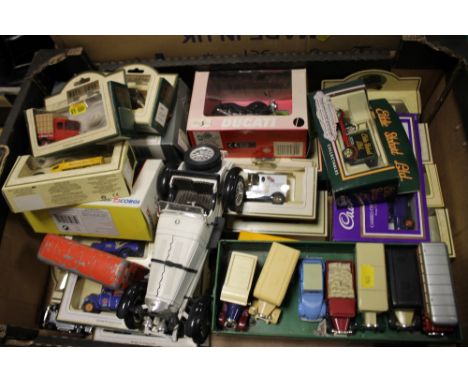 A BOX OF TOY CARS TO INCLUDE CORGI EXAMPLES 