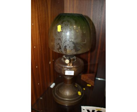 A VINTAGE BRASS AND GLASS OIL LAMP WITH HINKS'S DUPLEX BURNER 