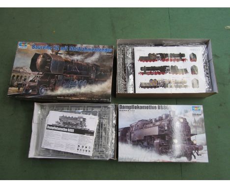 Two Trumpeter 1:35 scale steam locomotive plastic model kits to including BR86 Dampflokomotive and Baureihe 52 mit Steifrahme