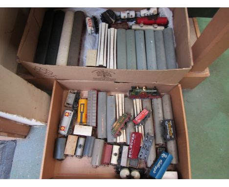 Assorted unboxed 00 gauge rolling stock including Hornby, Tri-ang etc 