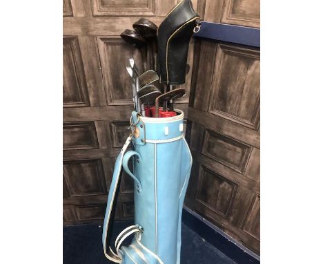 SET OF VINTAGE GOLF CLUBS, with blue bag