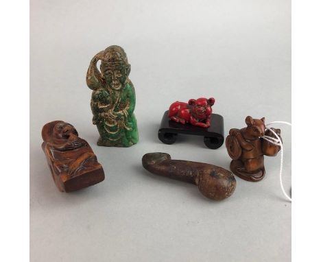 20TH CENTURY JAPANESE WOOD NETSUKE, modelled as a rat, signed, along with various other amulets and carvings
