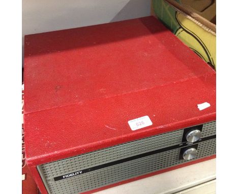 RETRO FIDELITY RECORD PLAYER. D1