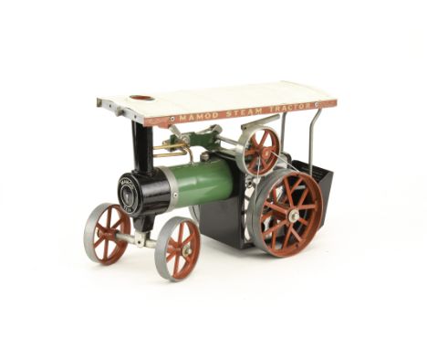 A Mamod TE1A Live Steam spirit-fired Traction Engine: with level plug, spirit burner, steering extension and plastic funnel, 