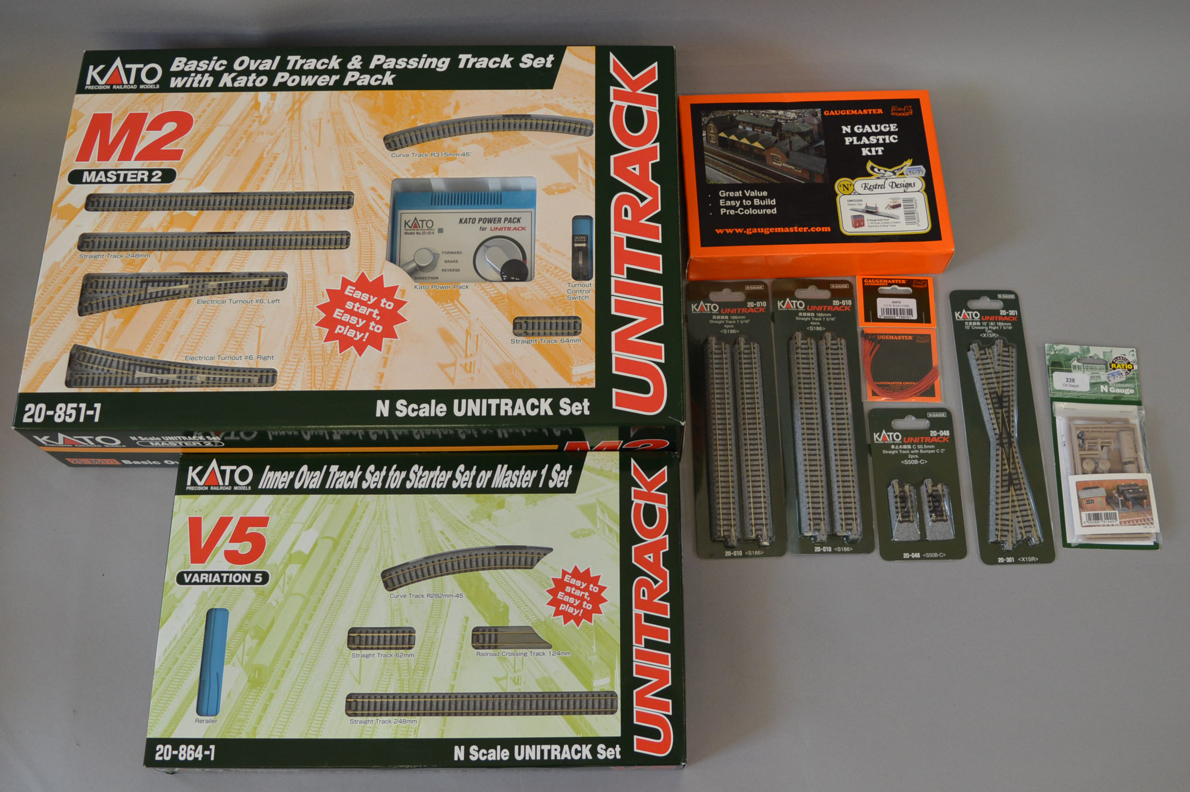 N Gauge. Kato unitrack. Track packs & associated accessories, etc.